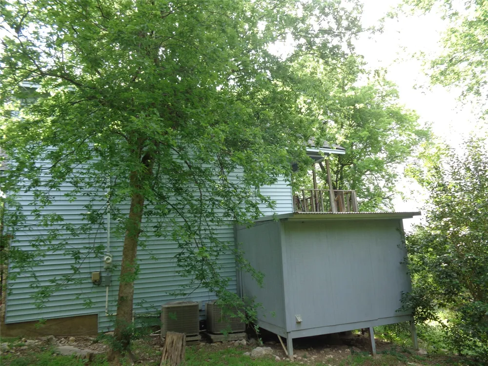 261 County Road 1766 Clifton, TX 76634