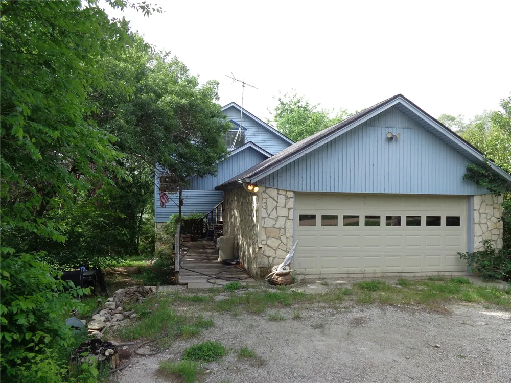 261 County Road 1766 Clifton, TX 76634