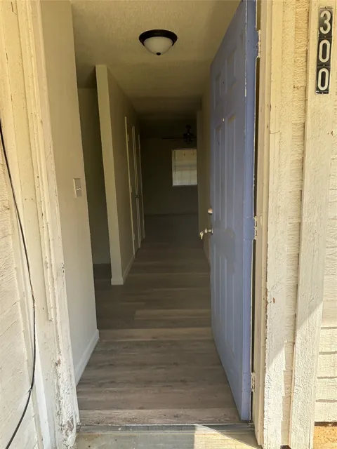 300 E Maple Street
