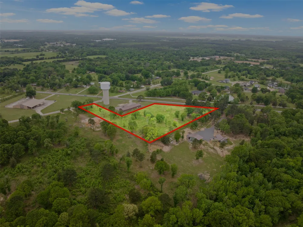 2906 Jefferson Avenue Mt Pleasant, TX 75455