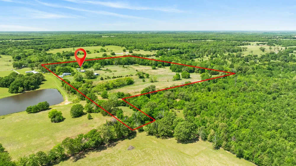 2000 COUNTY ROAD 2420 Honey Grove, TX 75446
