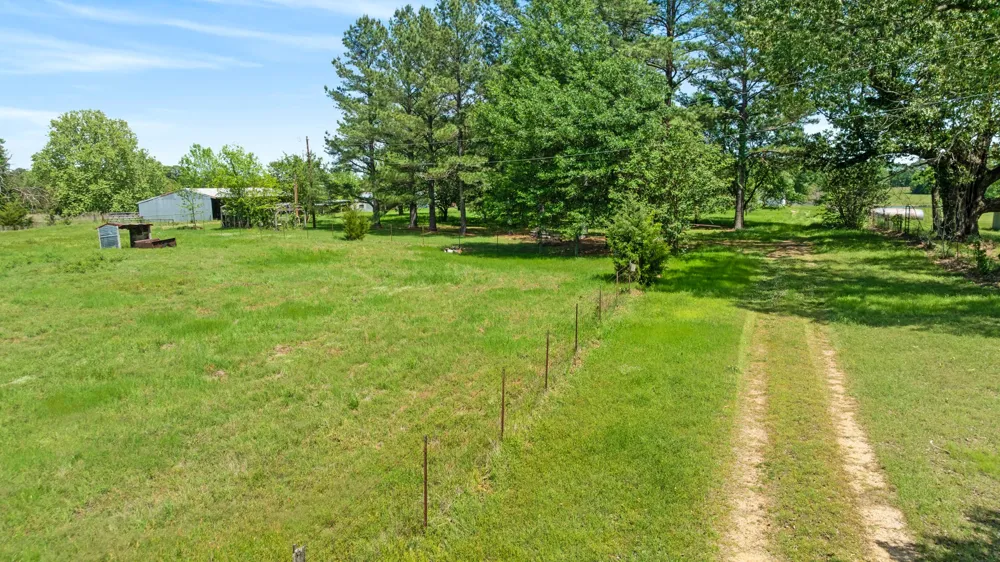 2000 COUNTY ROAD 2420 Honey Grove, TX 75446