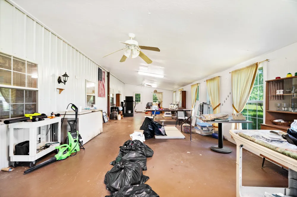 2000 COUNTY ROAD 2420 Honey Grove, TX 75446