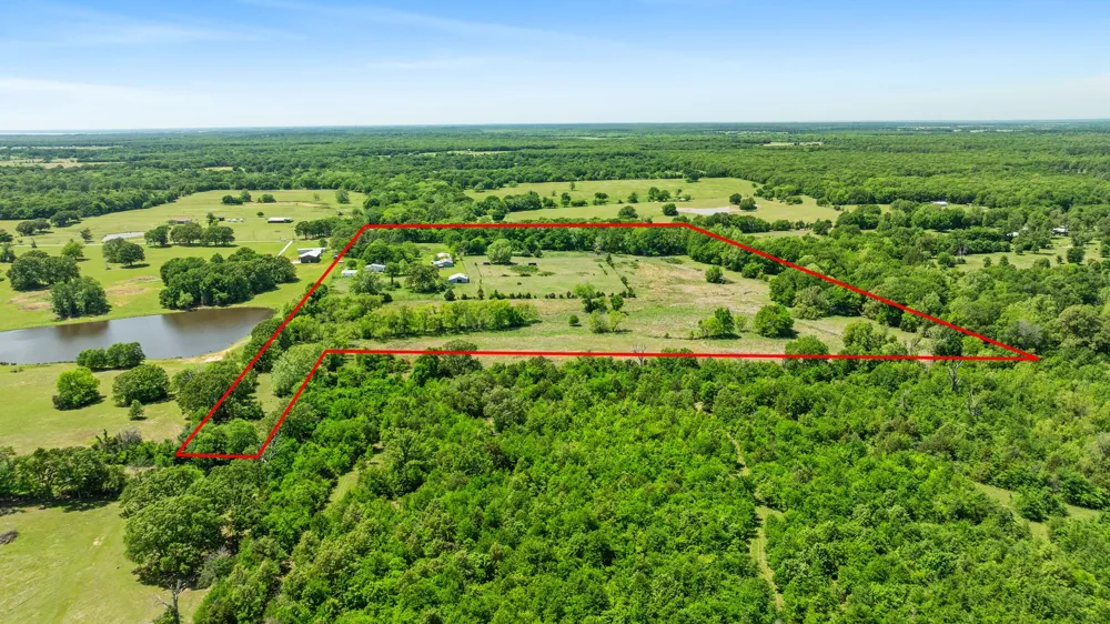 2000 COUNTY ROAD 2420 Honey Grove, TX 75446