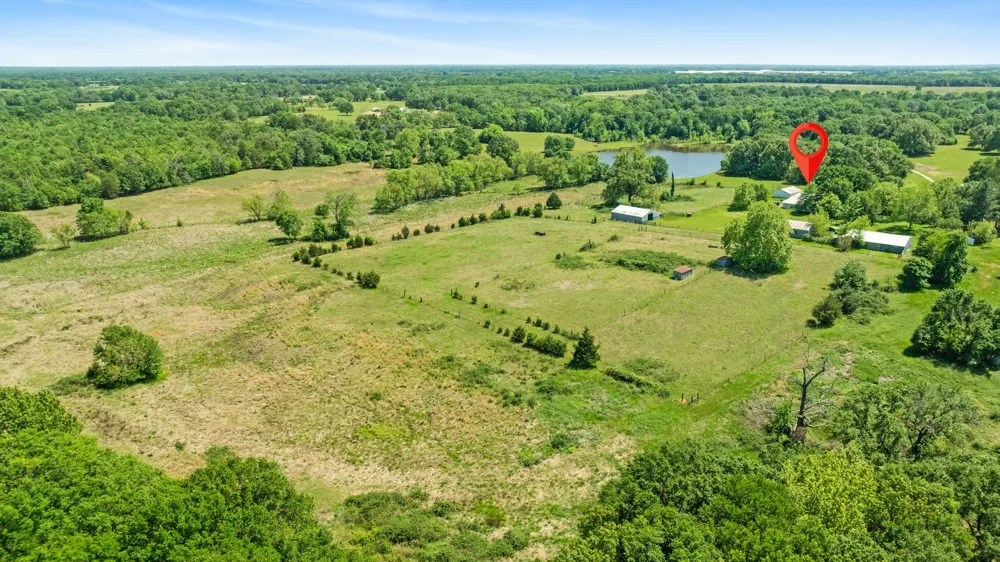 2000 COUNTY ROAD 2420 Honey Grove, TX 75446