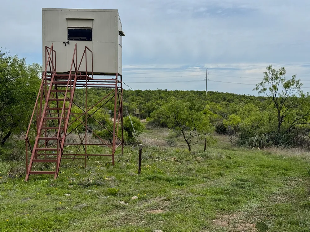 1124 County Road 322 Voss, TX 76888