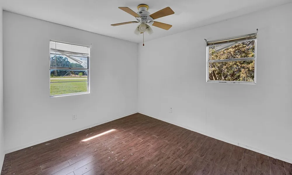 105 County Road 3590 China Spring, TX 76633