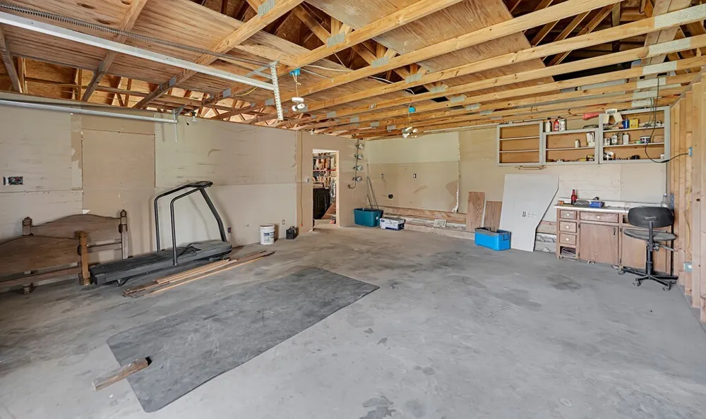 105 County Road 3590 China Spring, TX 76633