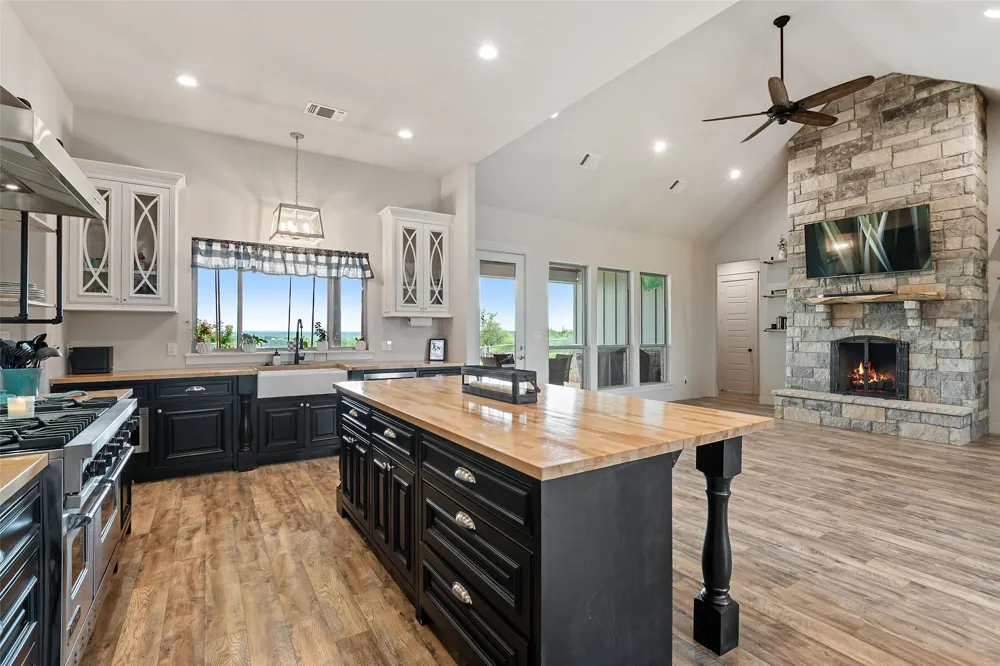 3017 Shooting Star Court Graford, TX 76449