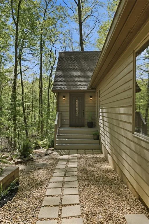 225 Windflower Drive Big Canoe, GA 30143
