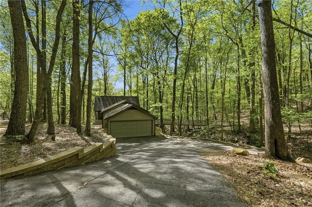 225 Windflower Drive Big Canoe, GA 30143