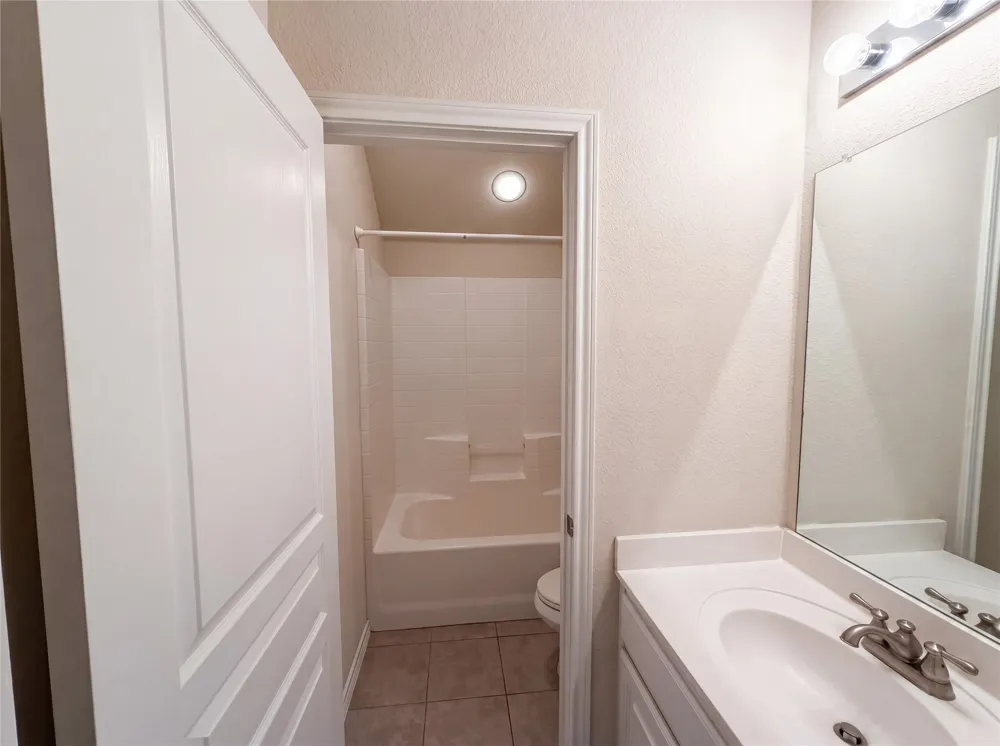 9816 Mullins Crossing Drive Fort Worth, TX 76126