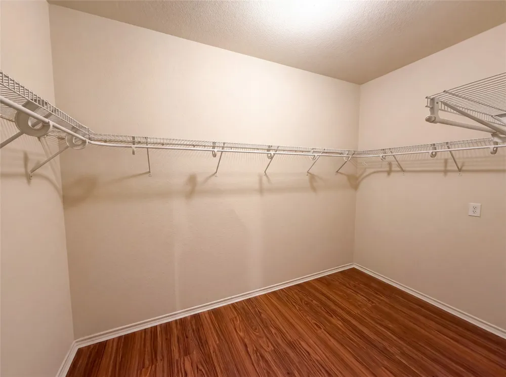 9816 Mullins Crossing Drive Fort Worth, TX 76126