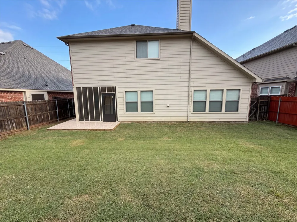 9816 Mullins Crossing Drive Fort Worth, TX 76126