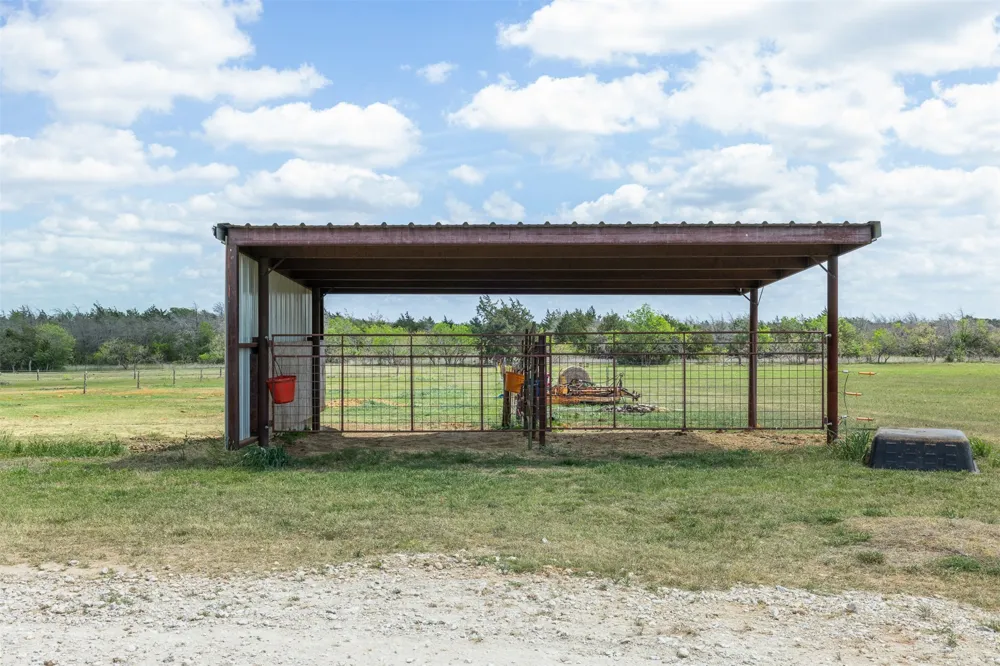 131 CR 279 Kosse, TX 76653
