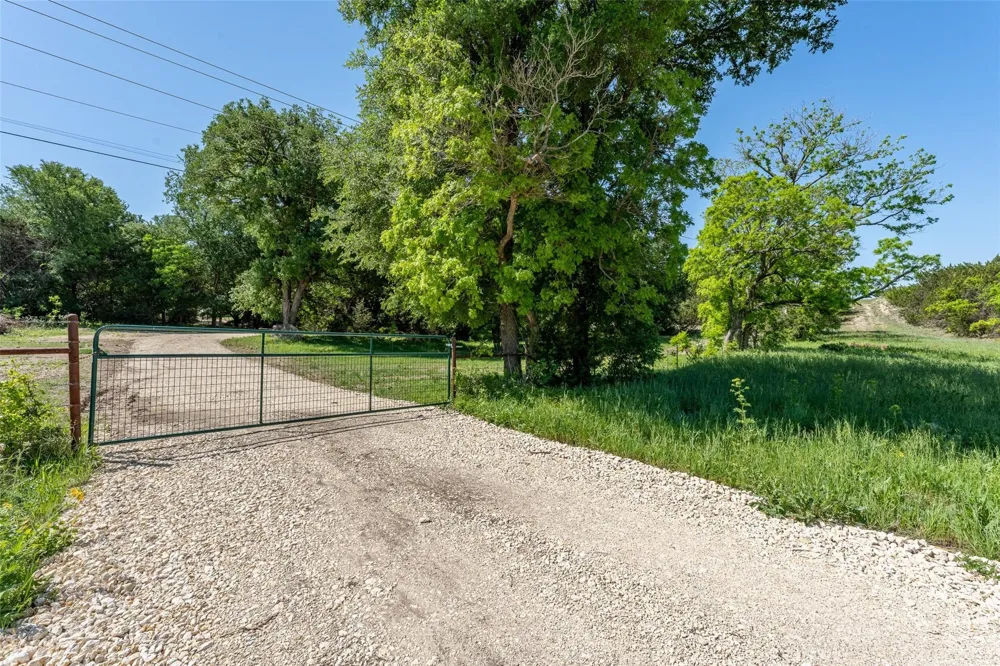 26820 US Highway 377 Bluff Dale, TX 76433