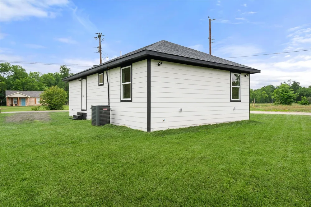 901 S 3rd Dawson, TX 76639