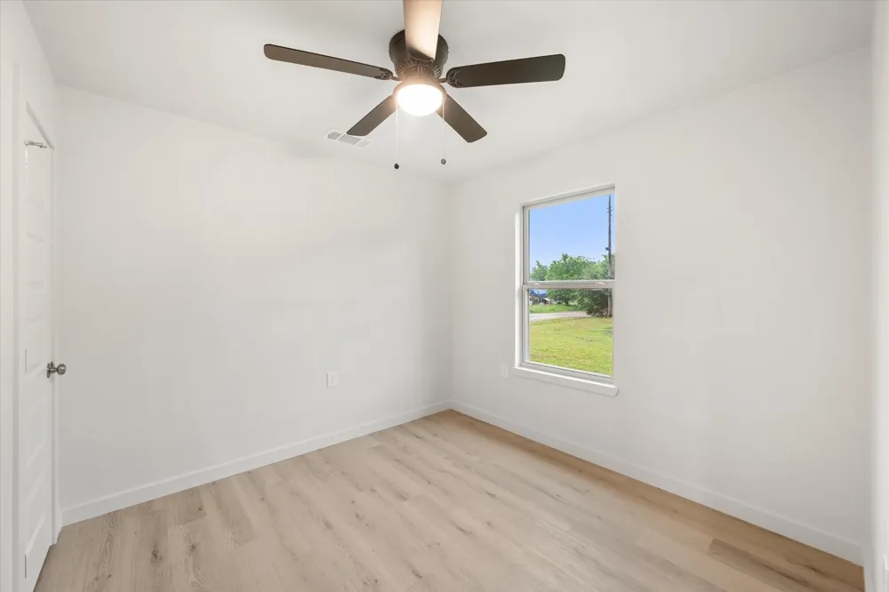 901 S 3rd Dawson, TX 76639