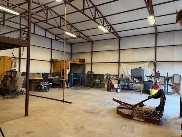 1276 County Road 1480 Alvord, TX 76225