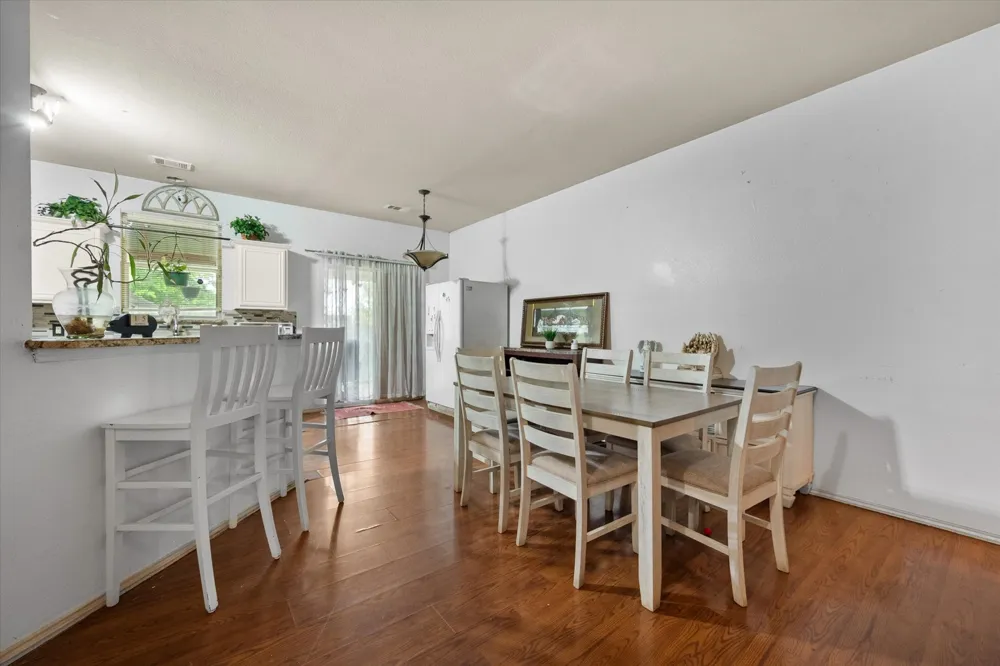 3005 Ronay Drive Forest Hill, TX 76140