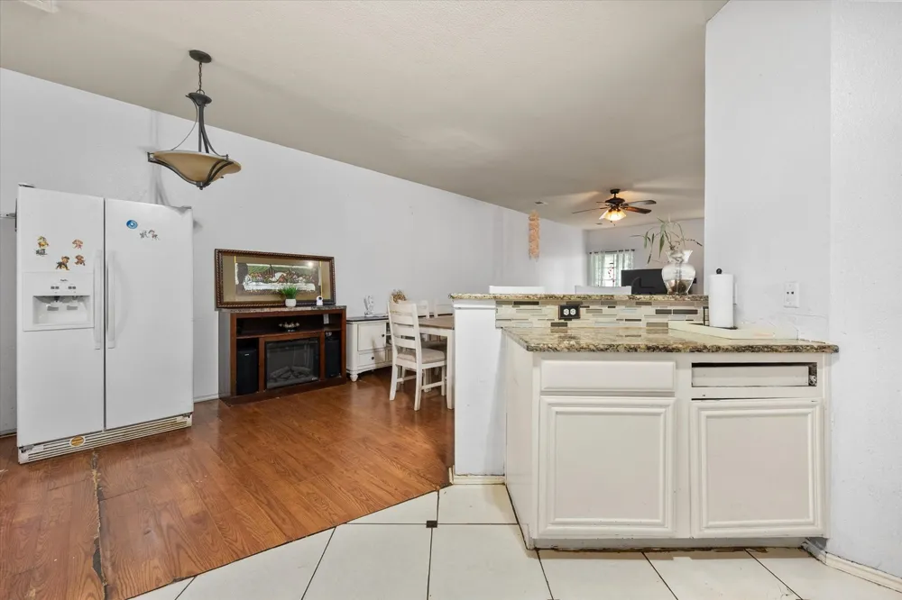 3005 Ronay Drive Forest Hill, TX 76140