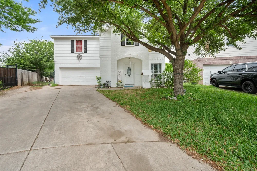 3005 Ronay Drive Forest Hill, TX 76140
