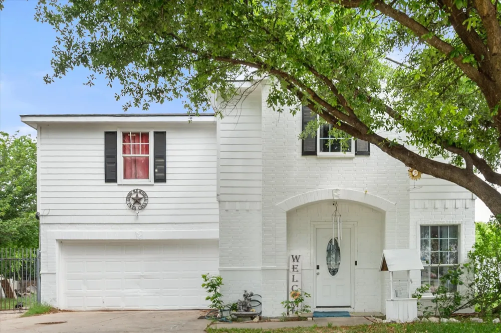 3005 Ronay Drive Forest Hill, TX 76140