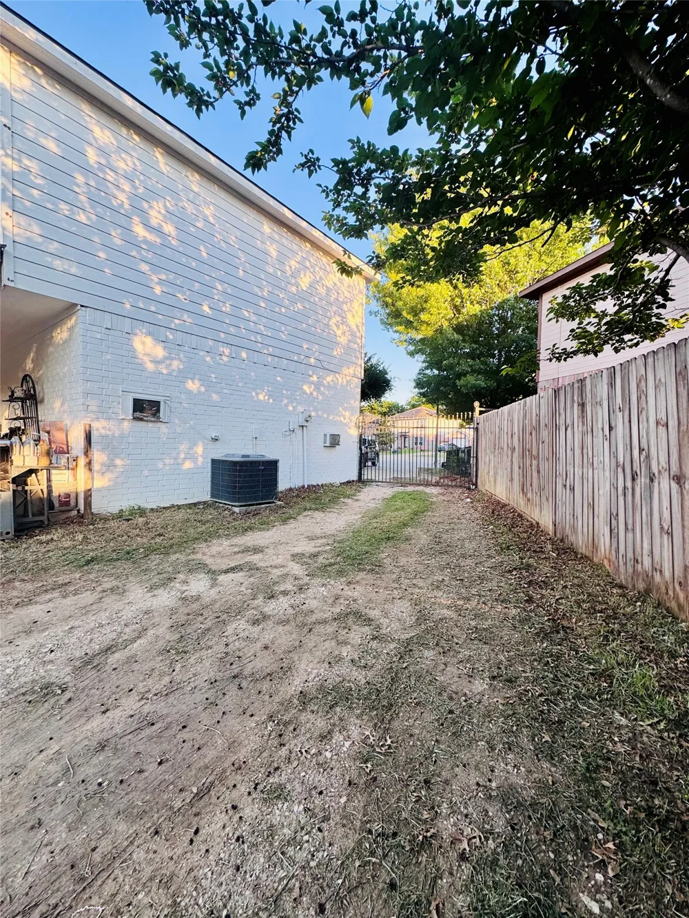 3005 Ronay Drive Forest Hill, TX 76140