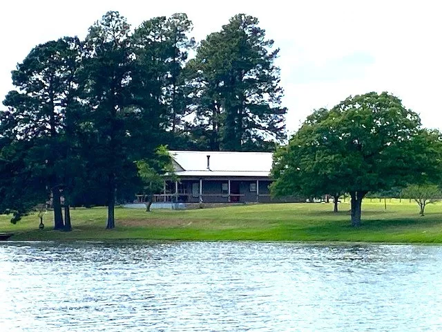 7601 CR 3700 Murchison, TX 75778