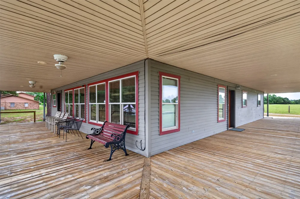 7601 CR 3700 Murchison, TX 75778