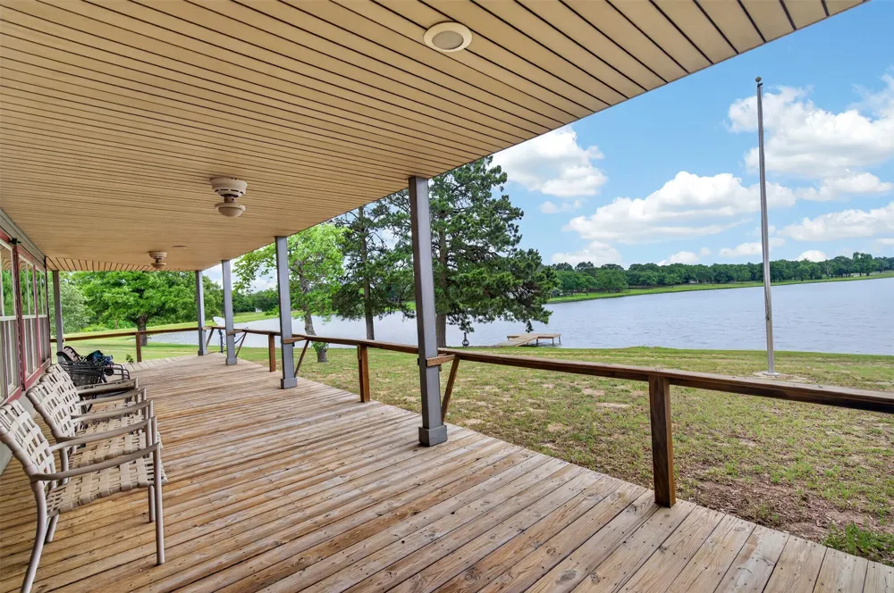 7601 CR 3700 Murchison, TX 75778