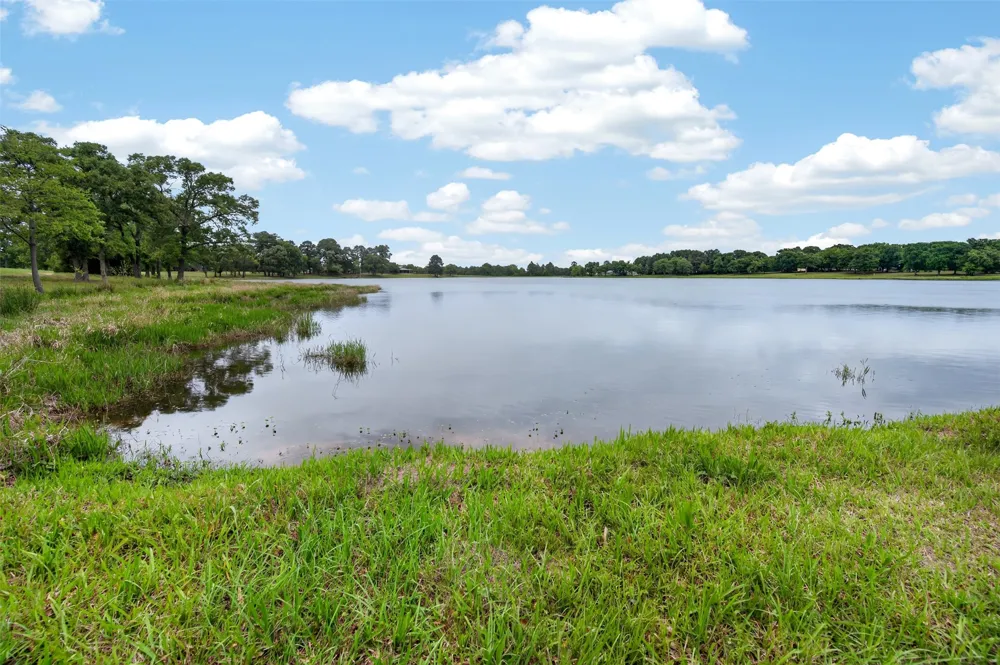 7601 CR 3700 Murchison, TX 75778