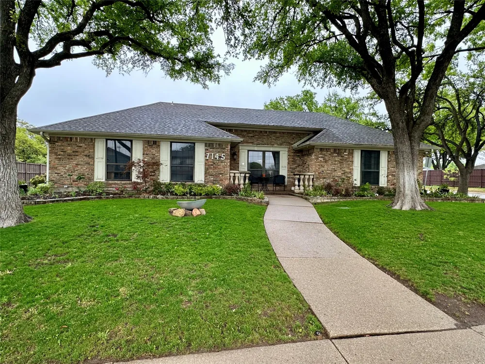 7145 Crooked Oak Drive Dallas, TX 75248