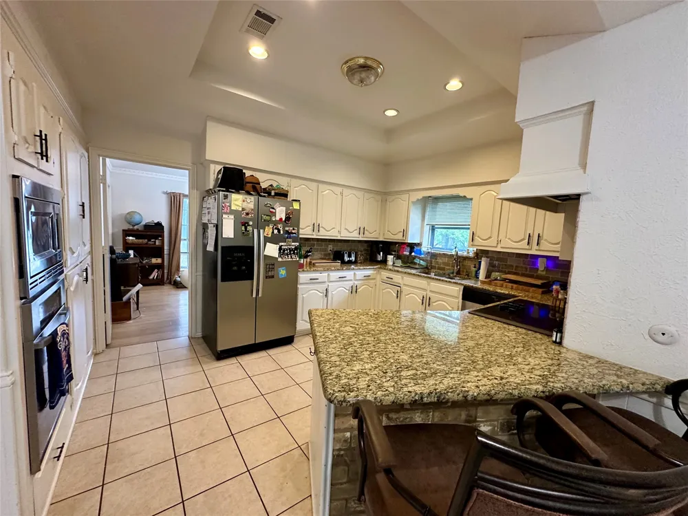 7145 Crooked Oak Drive Dallas, TX 75248