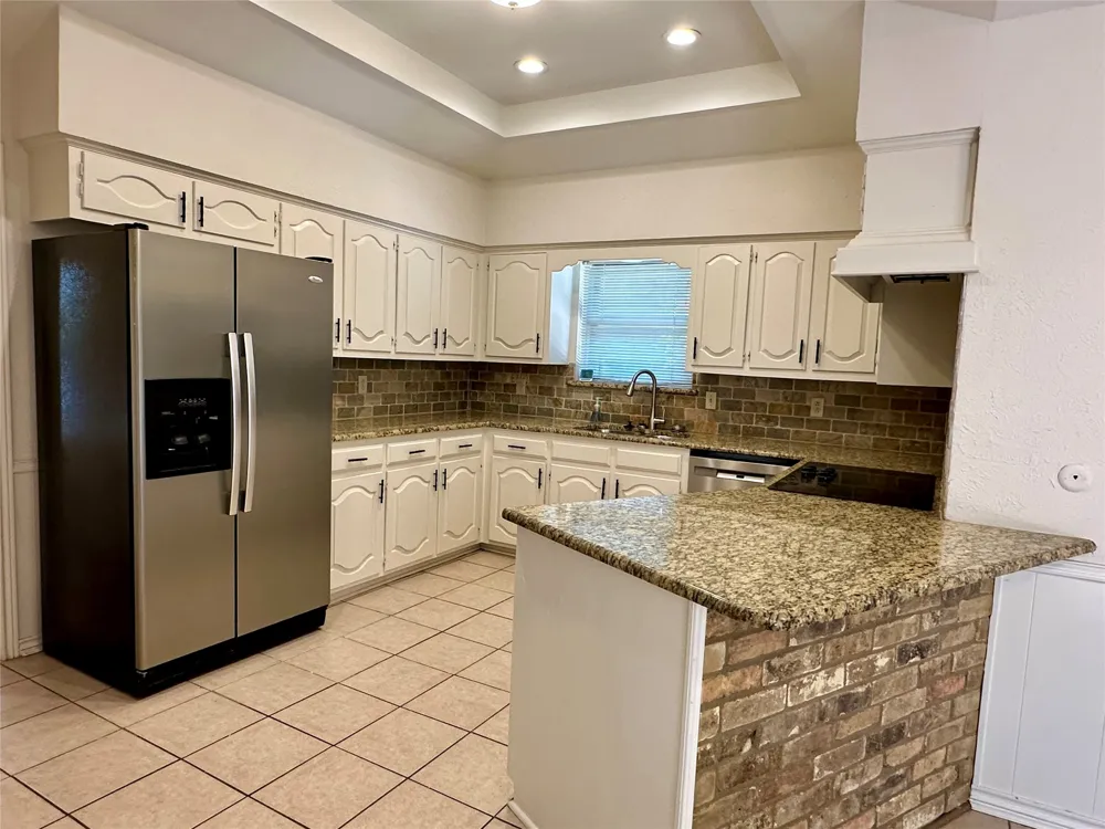 7145 Crooked Oak Drive Dallas, TX 75248