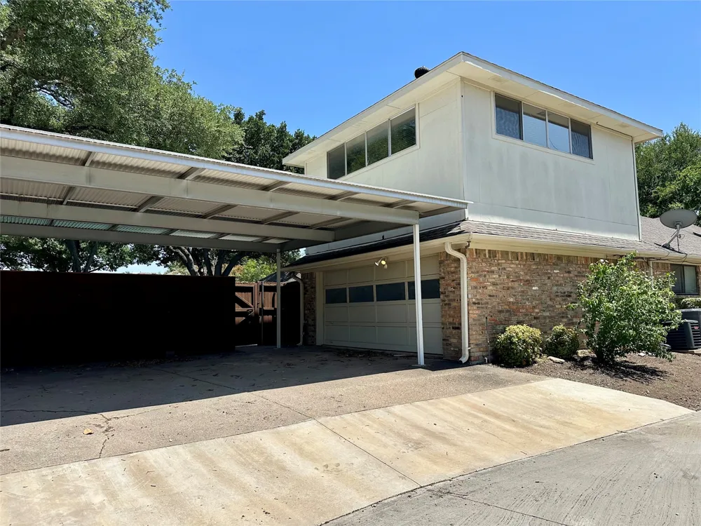 7145 Crooked Oak Drive Dallas, TX 75248