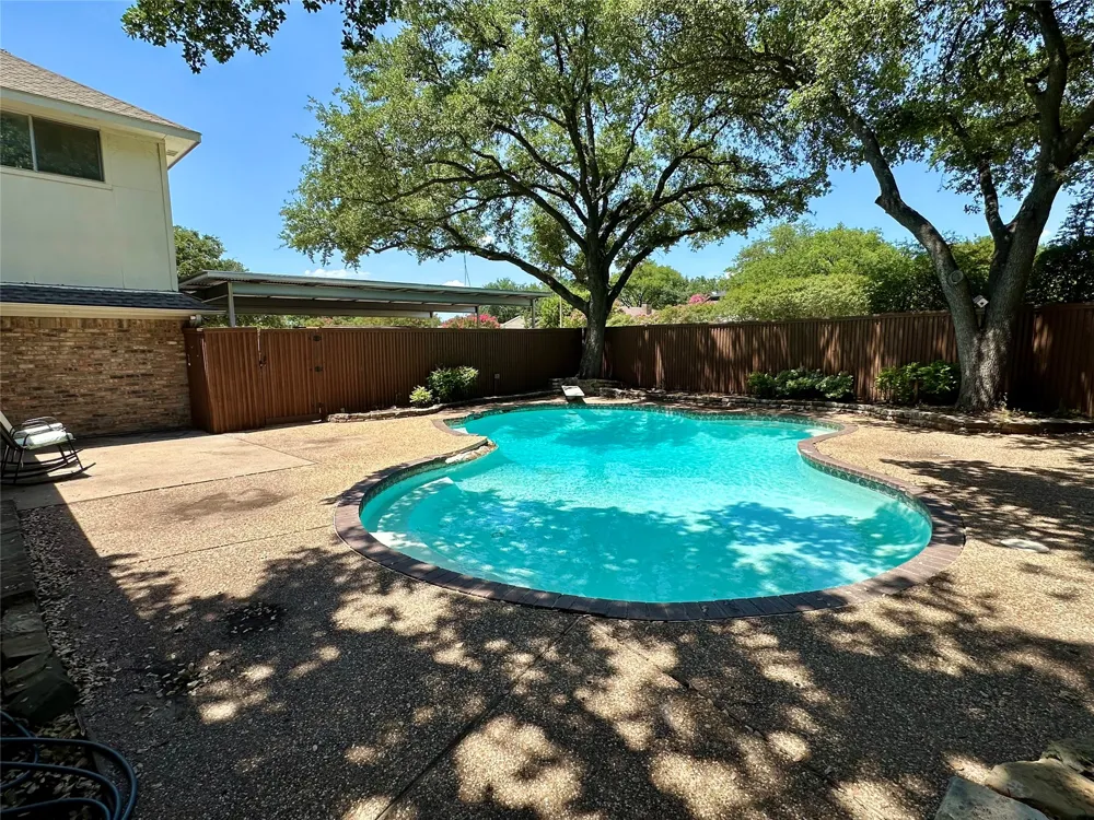7145 Crooked Oak Drive Dallas, TX 75248
