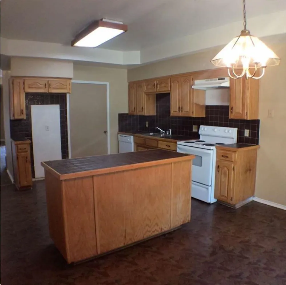 316 Lochridge Drive Azle, TX 76020