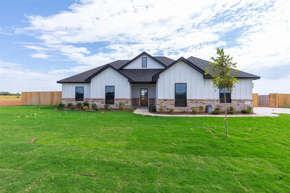 227 Indian Ridge Road Tuscola, TX 79562
