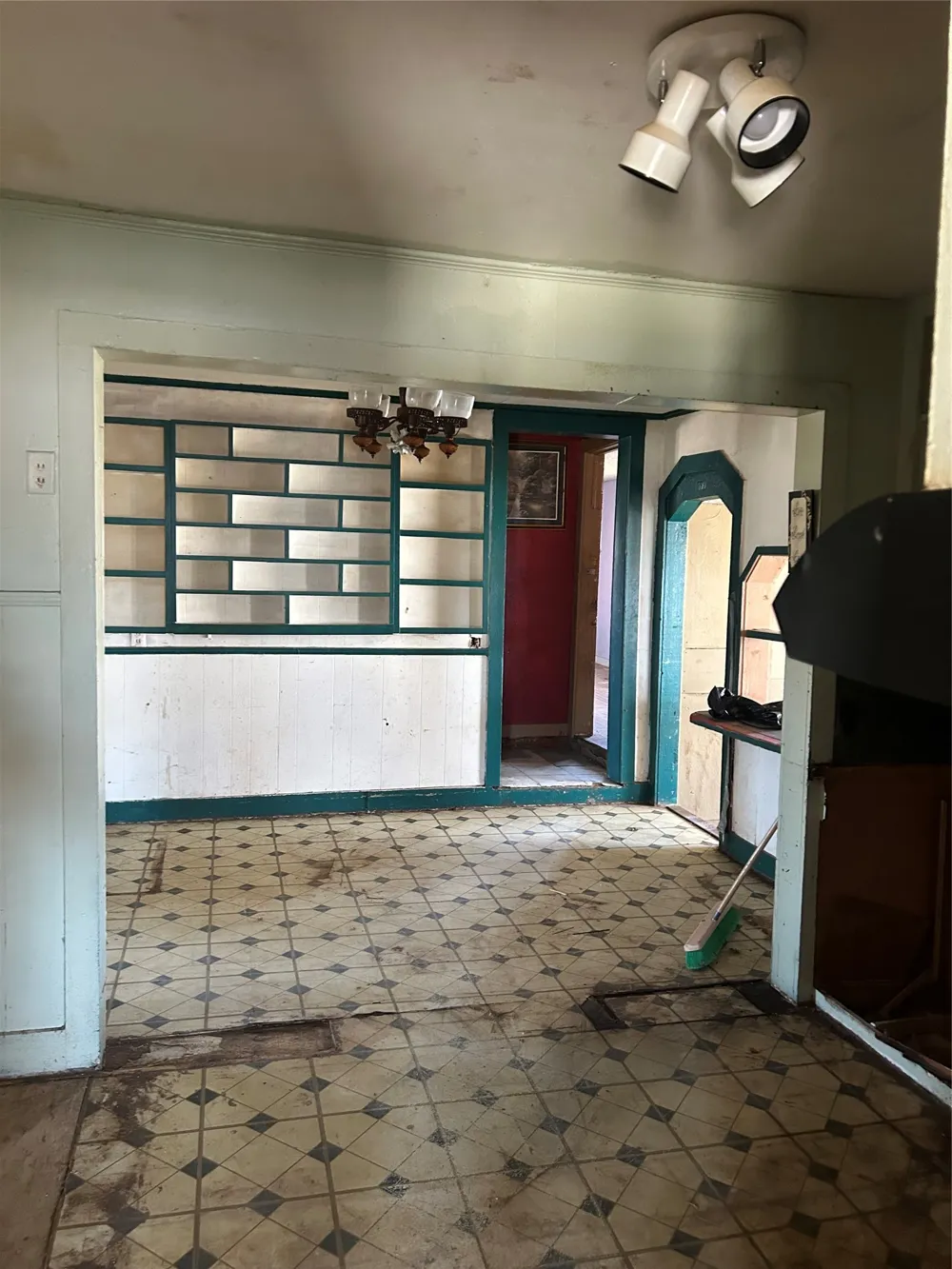 1701 E Leon Street Gatesville, TX 76528