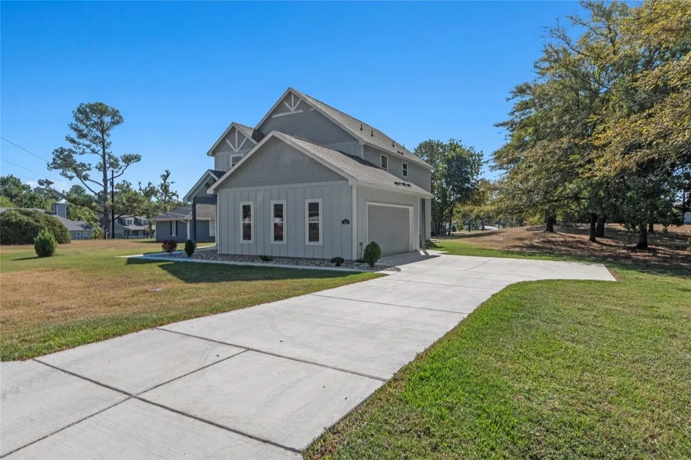 314 Oak Creek Drive Tool, TX 75143