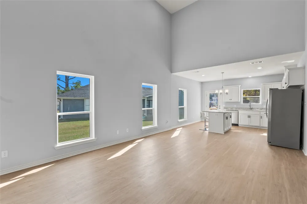 314 Oak Creek Drive Tool, TX 75143