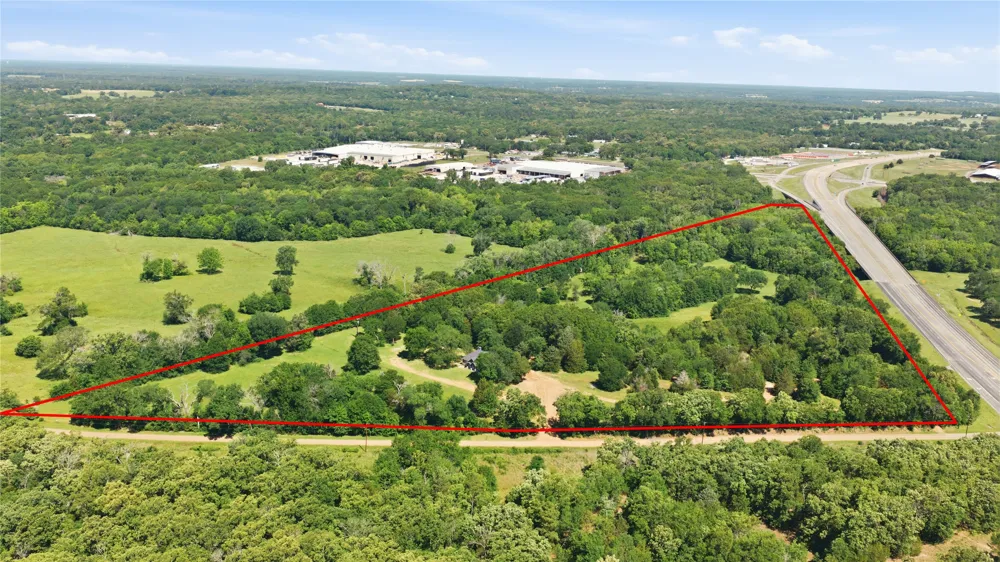 7600 County Road 1500 Athens, TX 75751