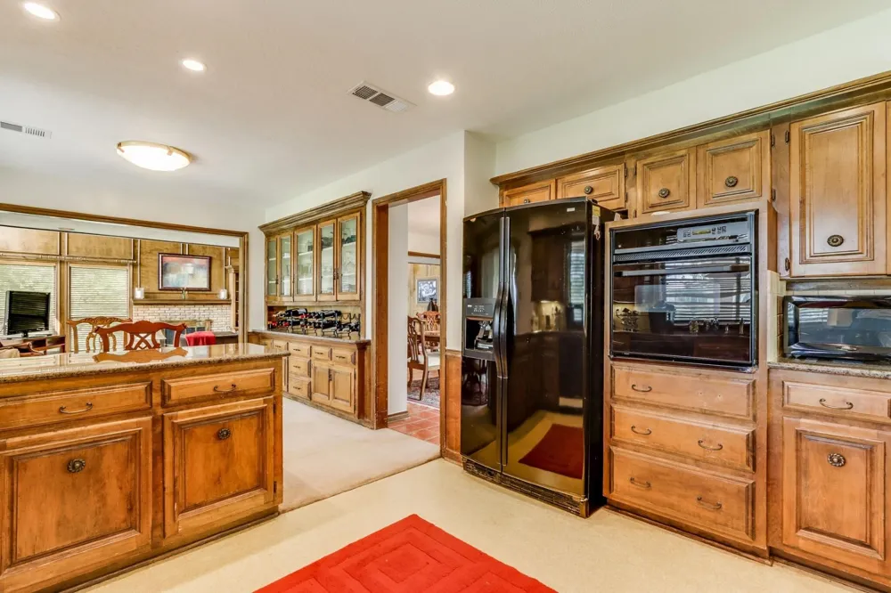 9310 Waterview Drive Dallas, TX 75218