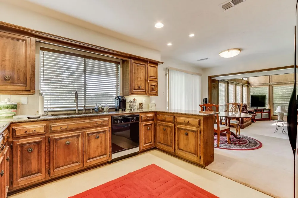 9310 Waterview Drive Dallas, TX 75218