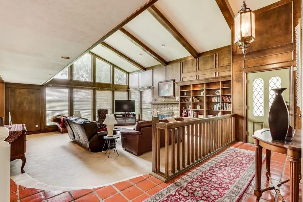 9310 Waterview Drive Dallas, TX 75218