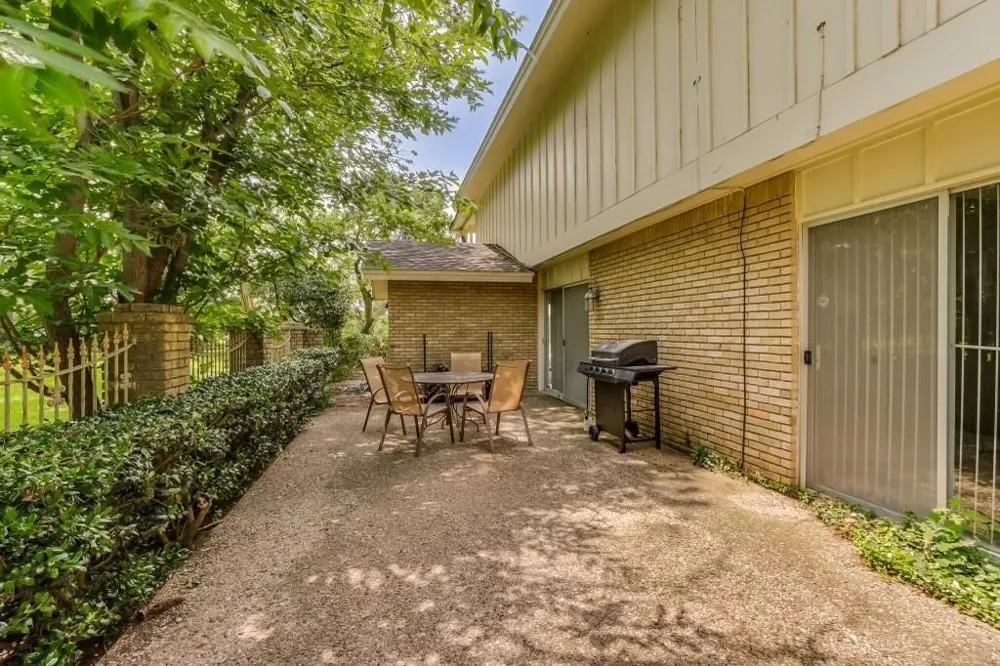 9310 Waterview Drive Dallas, TX 75218
