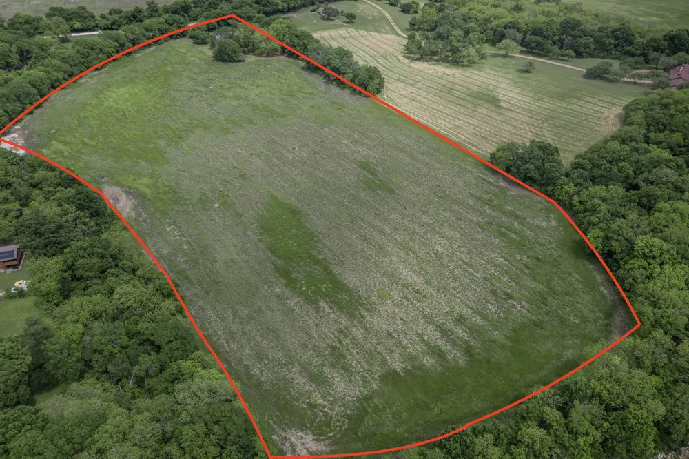 2600 W Main Street Lancaster, TX 75146
