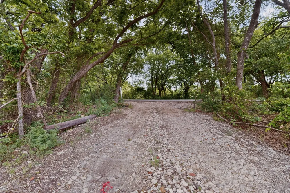 2600 W Main Street Lancaster, TX 75146