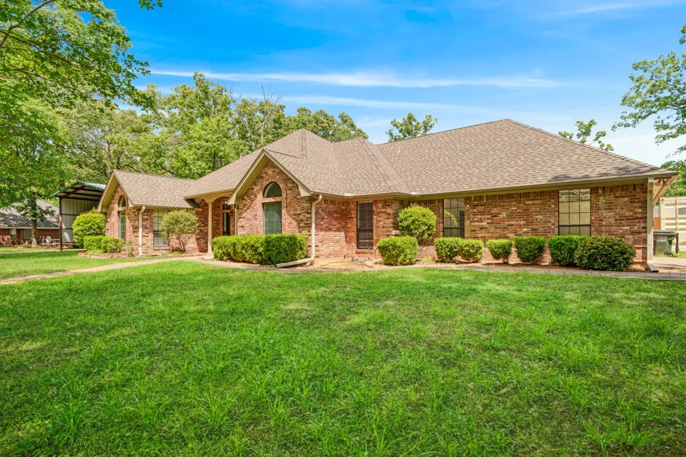 212 Wooded Hills Drive Powderly, TX 75473
